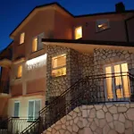 Antonia Apartman *